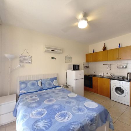 Montehugh Apartment Ларнака Екстериор снимка